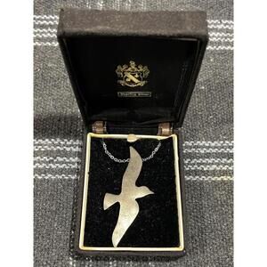 VTG Sterling Silver - Flying Bird Animal Pendant 18.5" Necklace - 8 Grams !!